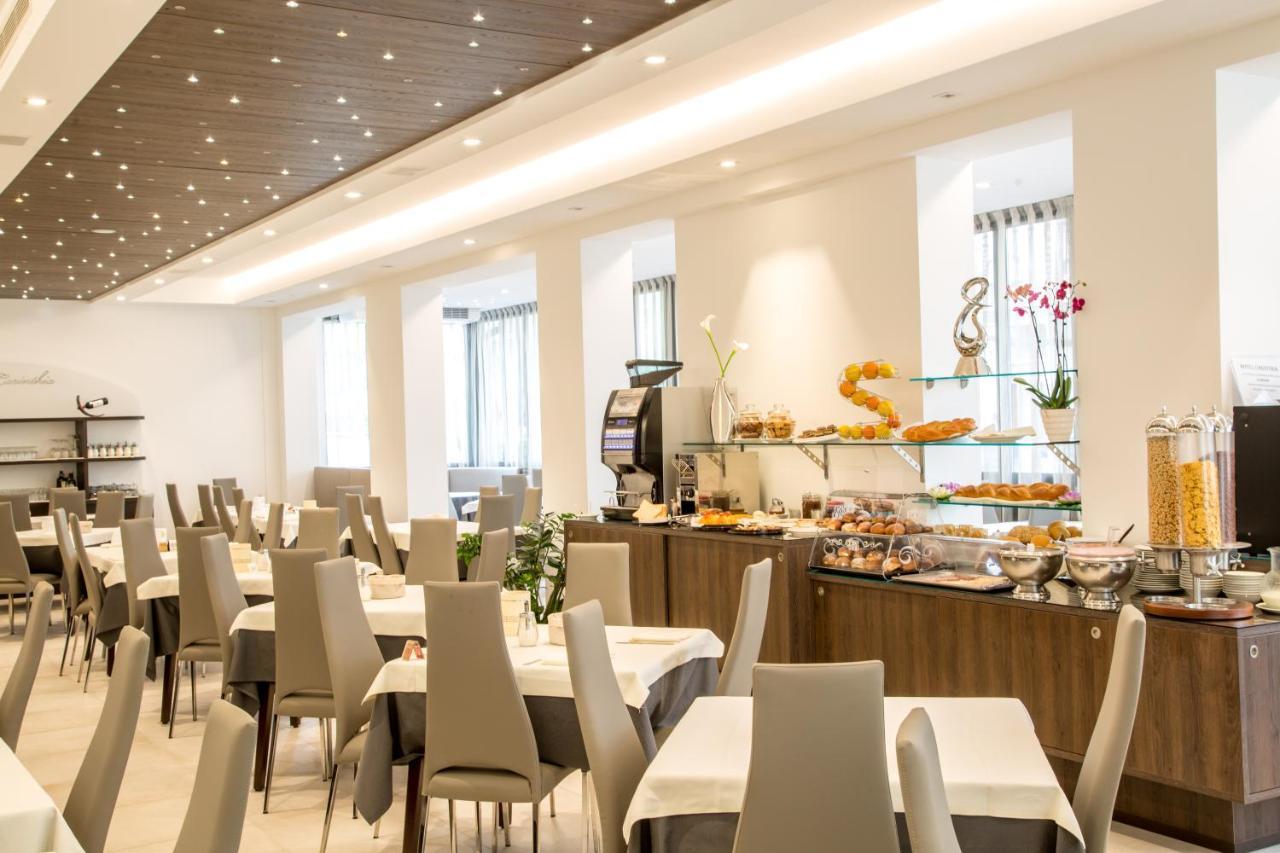 Hotel & Aparthotel Carinthia S Lido di Jesolo Kültér fotó