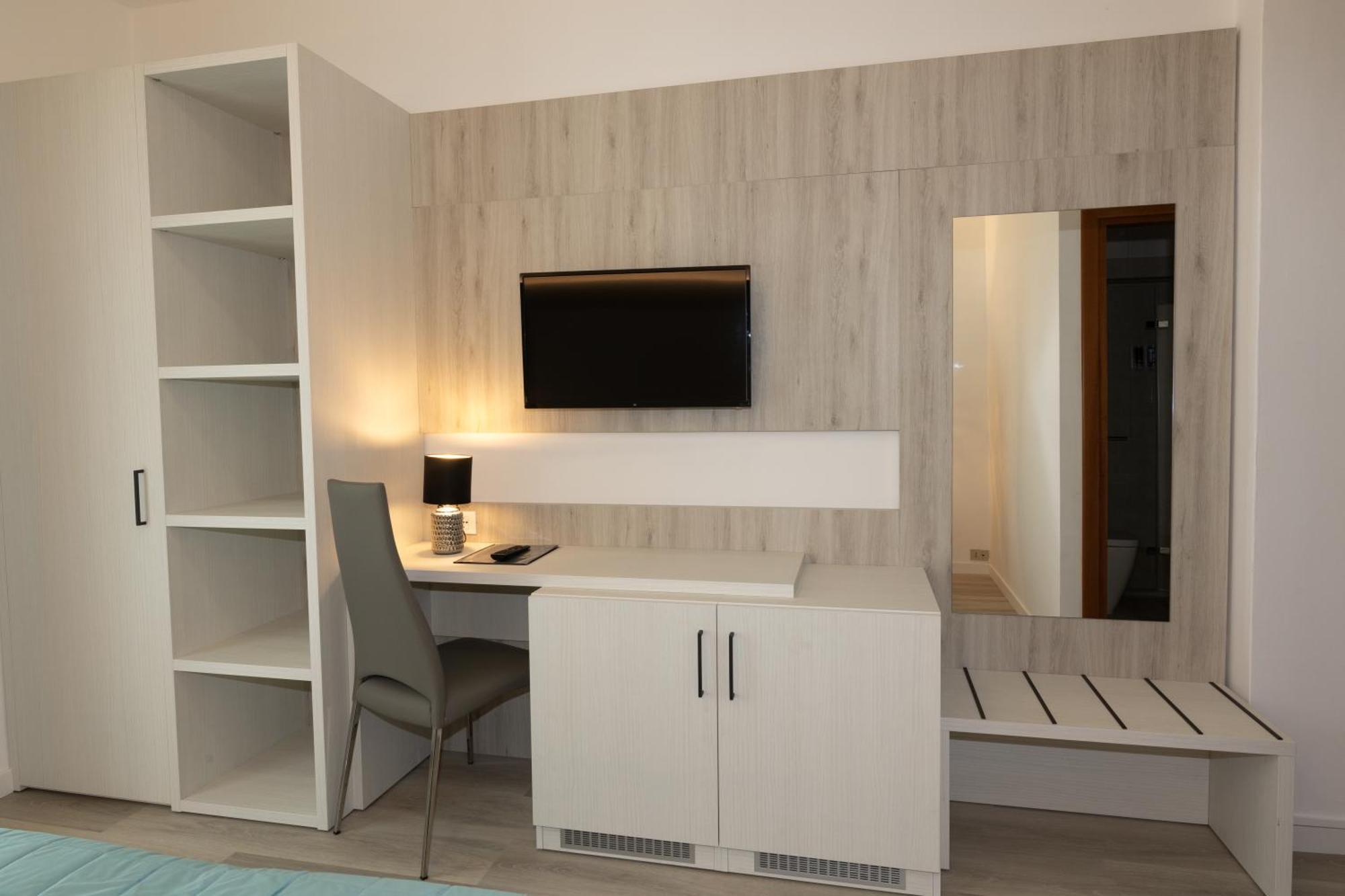 Hotel & Aparthotel Carinthia S Lido di Jesolo Kültér fotó
